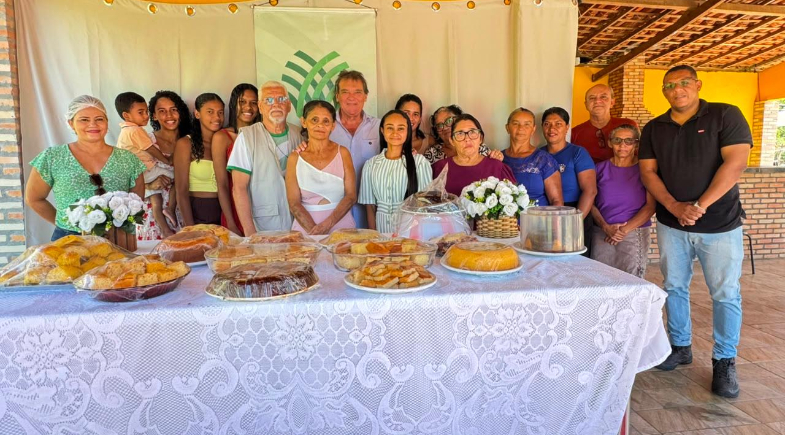 Senar Piauí leva capacitação em produção de pães e bolos para comunidade rural de União